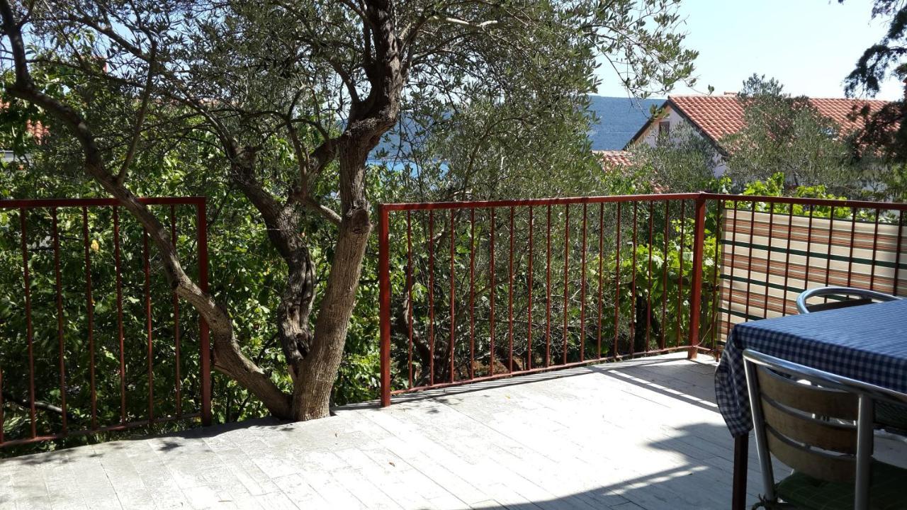 Apartment Valun 386A Esterno foto